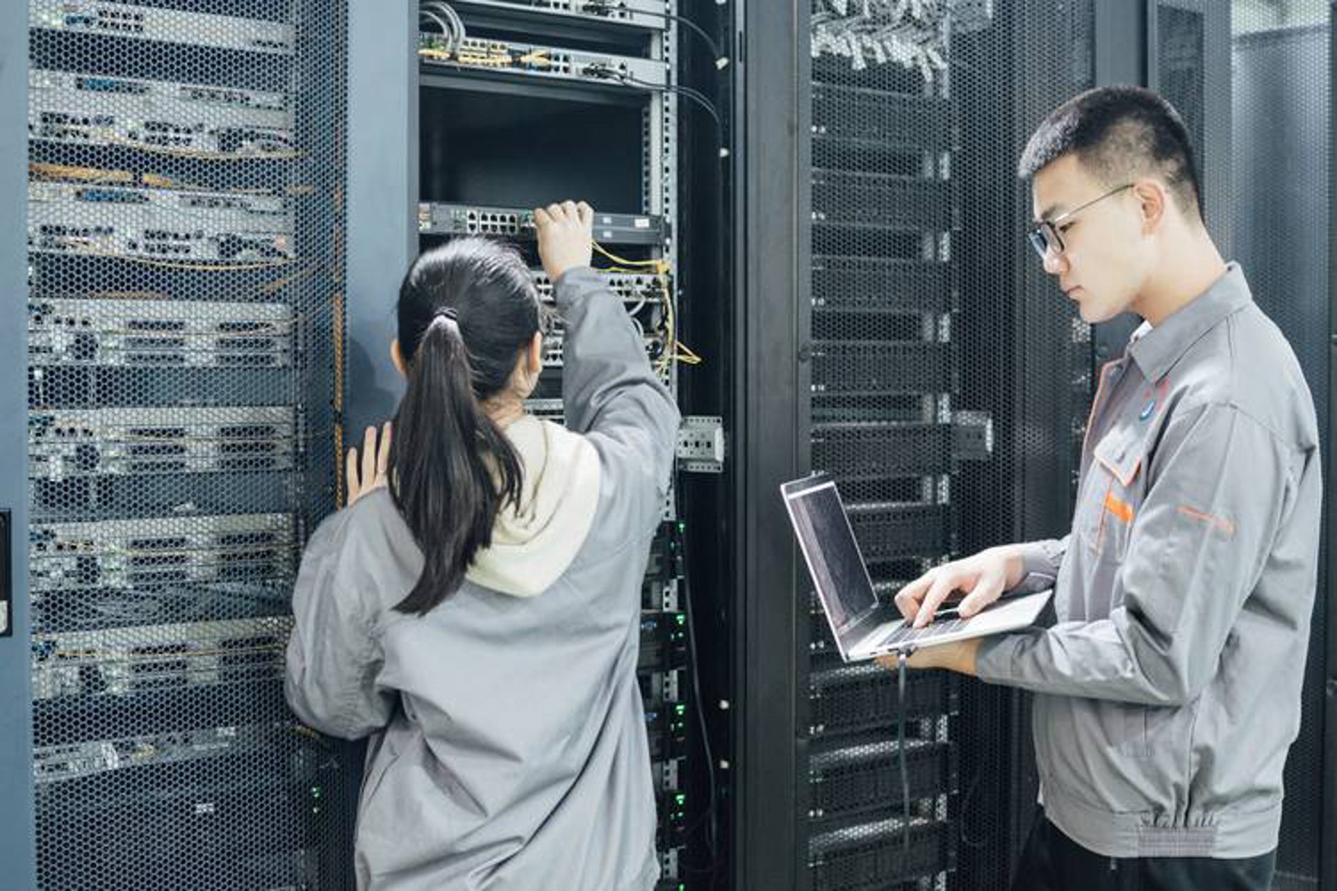 万信网络科技